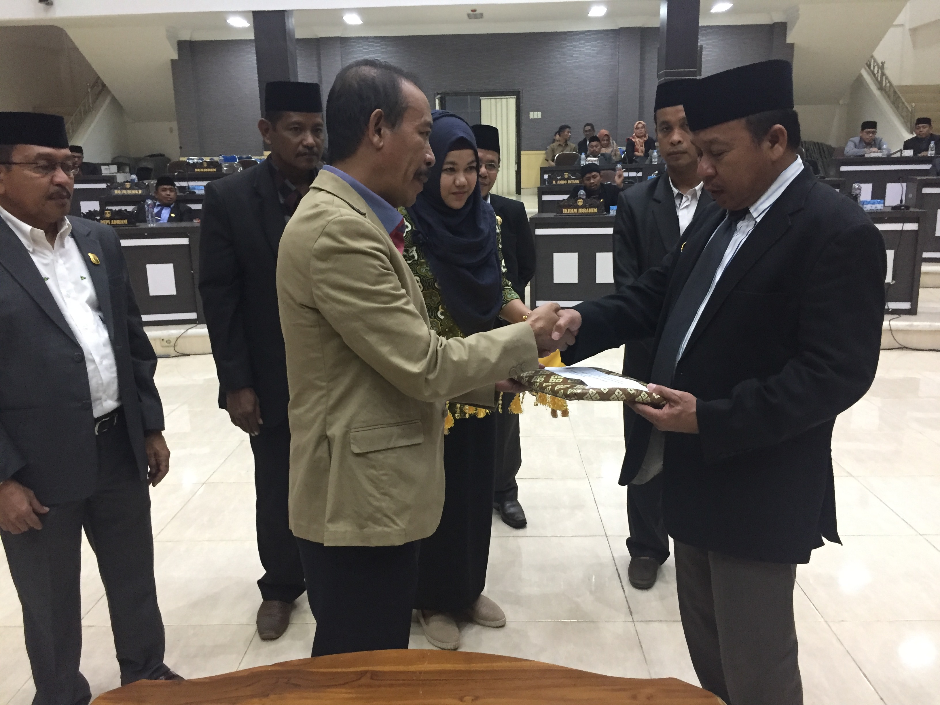 Legislator Pasangkayu Diminta Lebih Disiplin