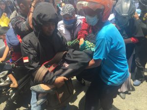 Tolak Pengangkatan CPNS, Honorer Pasangkayu Menangis Hingga Pingsan.