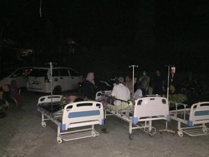 Pasangkayu Diguncang Gempa Dahsyat, Pengungsi Membludak di Rujab Bupati