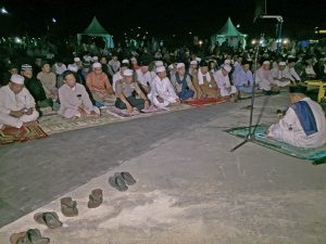 Refleksi Sebulan Bencana Sulteng, Bupati Dzikir Bersama di Anjungan Pasangkayu