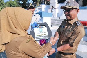 Jasa Raharja Serahkan Bantuan Ambulance ke Pemkab Mamuju