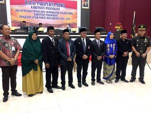 DPRD Pasangkayu Lantik Anggota Baru, Bupati Harap Semakin Solid