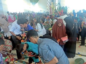 Pemkab Pasangkayu Gelar Maulid, Tiri’ Penuhi Masjid