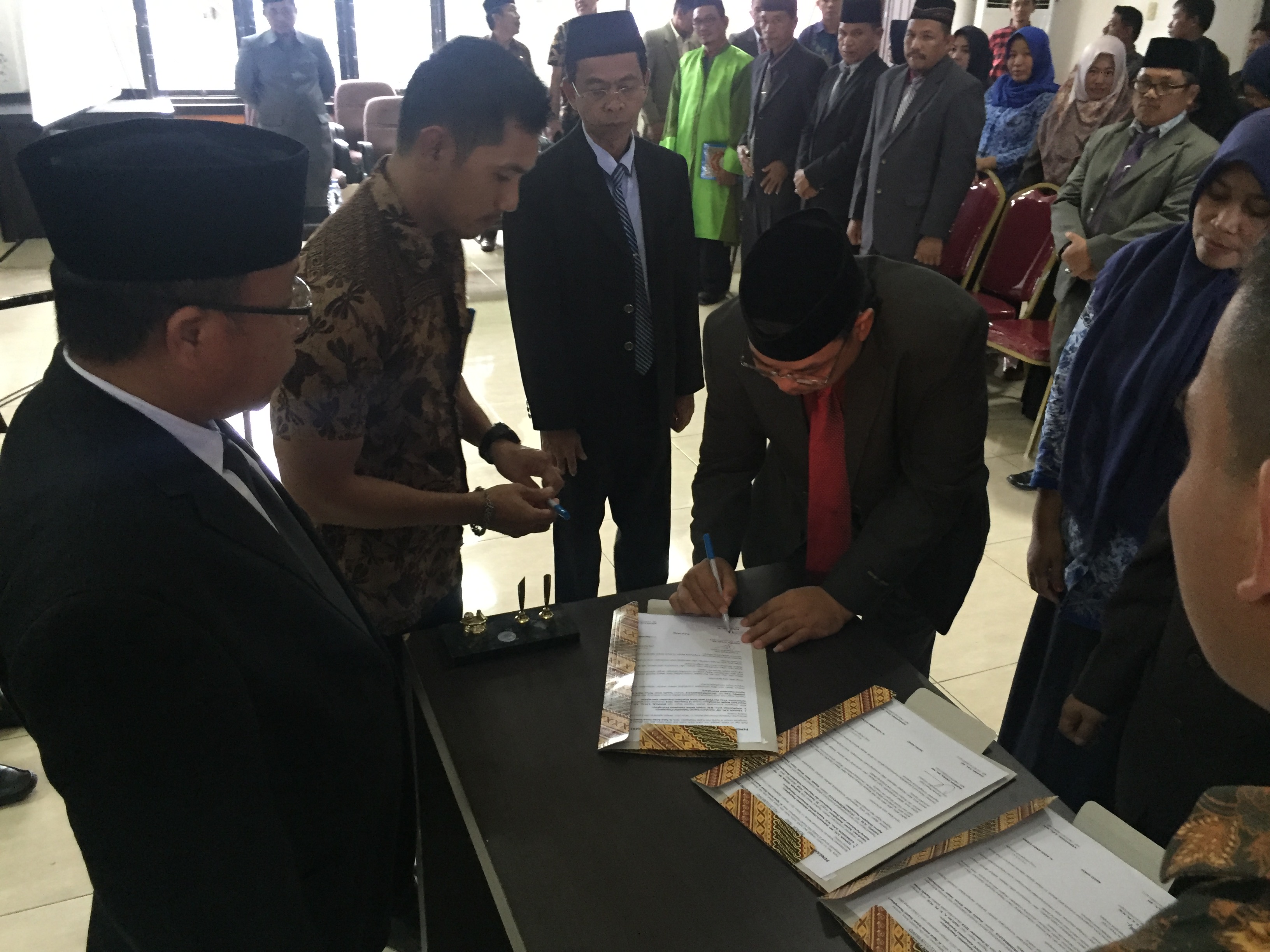 Kukuhkan Pejabat Struktural, Ini Pesan Bupati Pasangkayu