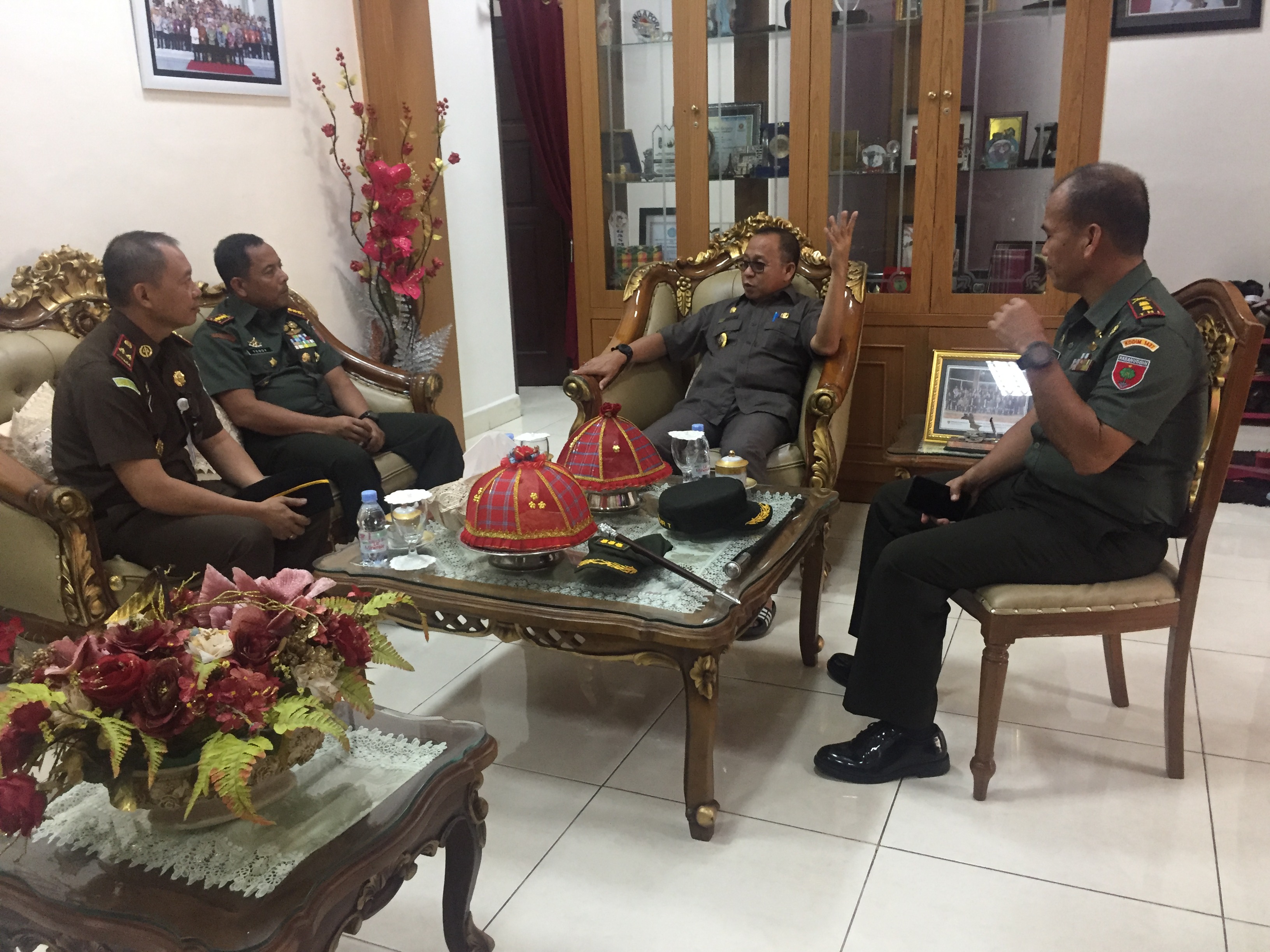 Begini Cara Bupati Pasangkayu Sambut Danrem 142/Tatag Yang Baru