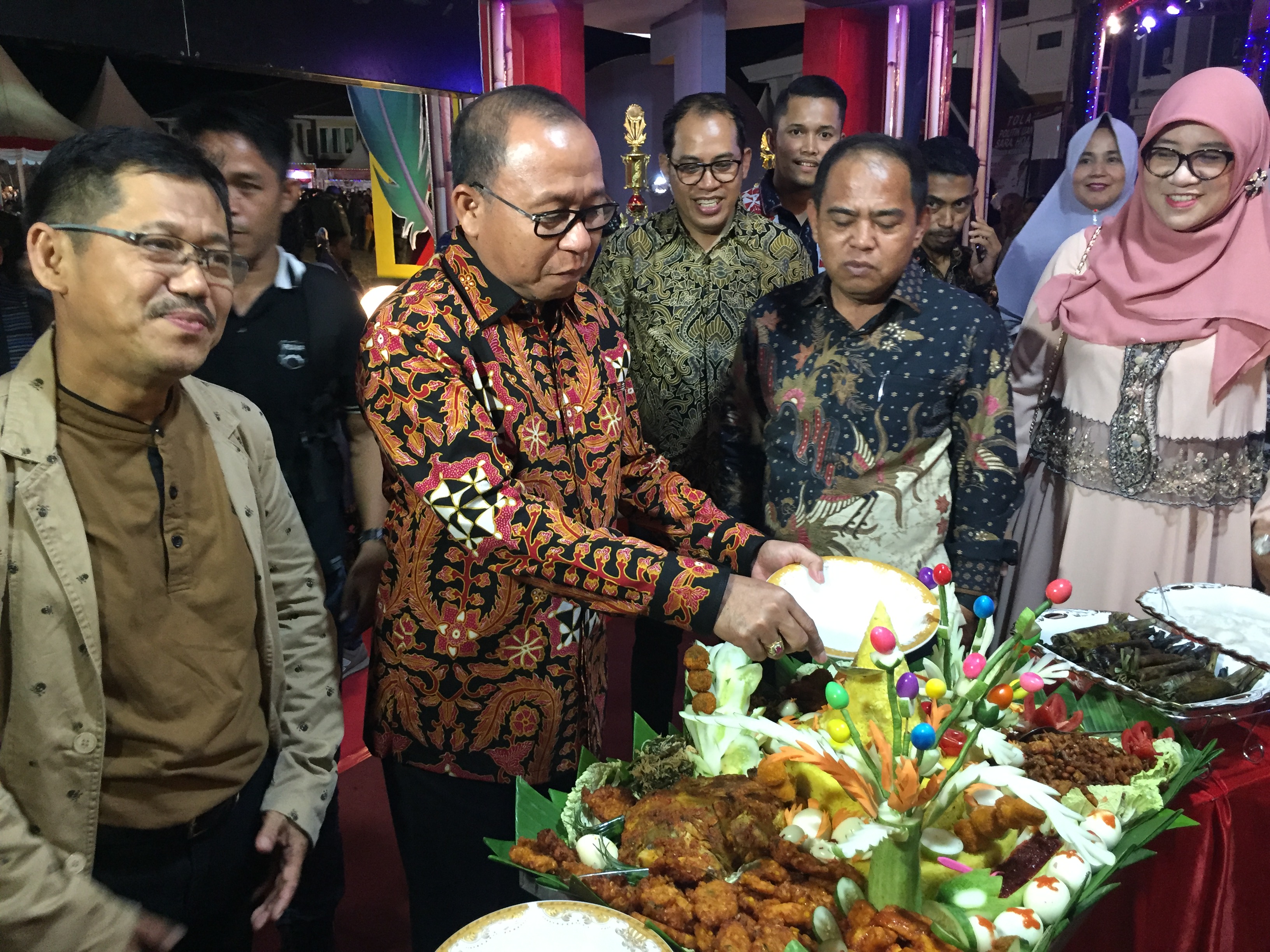 Ribuan Masyarakat Padati Pembukaan Pameran Pembangunan di Pasangkayu