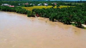 Jalan Desa Putus, 60 KK Warga Lariang Mengungsi
