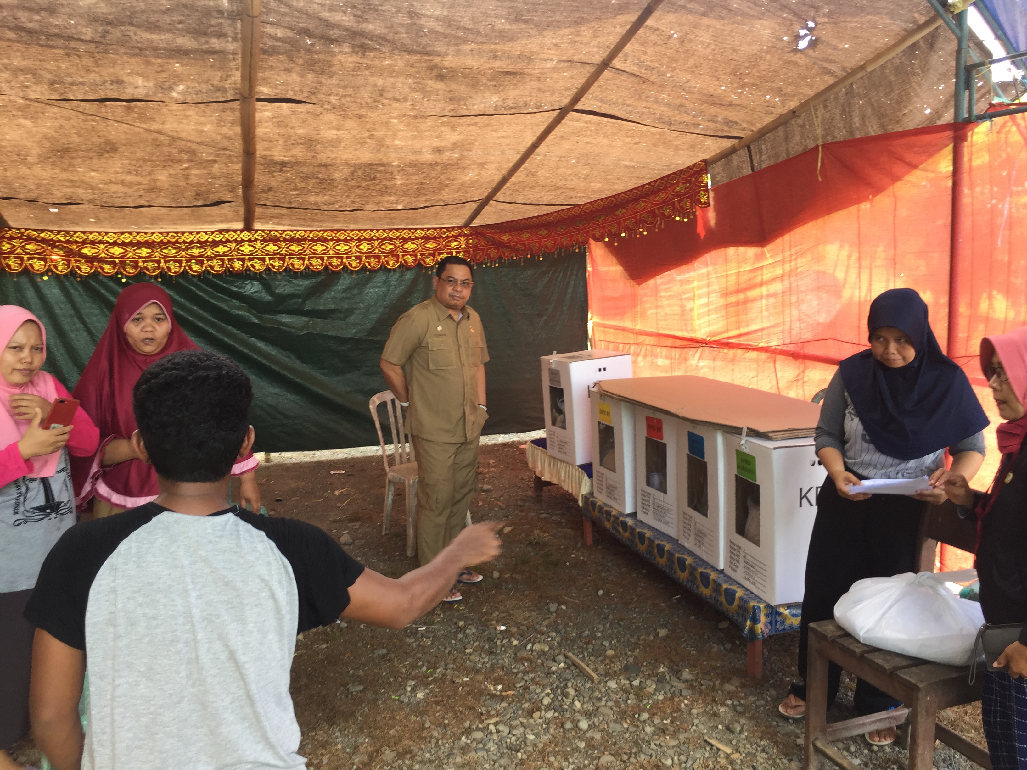 Sekkab Pasangkayu Pantau Kesiapan TPS