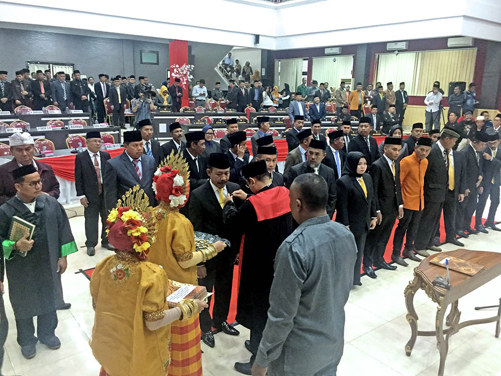Anggota DPRD Pasangkayu Dilantik, Bupati Harap Satukan Visi