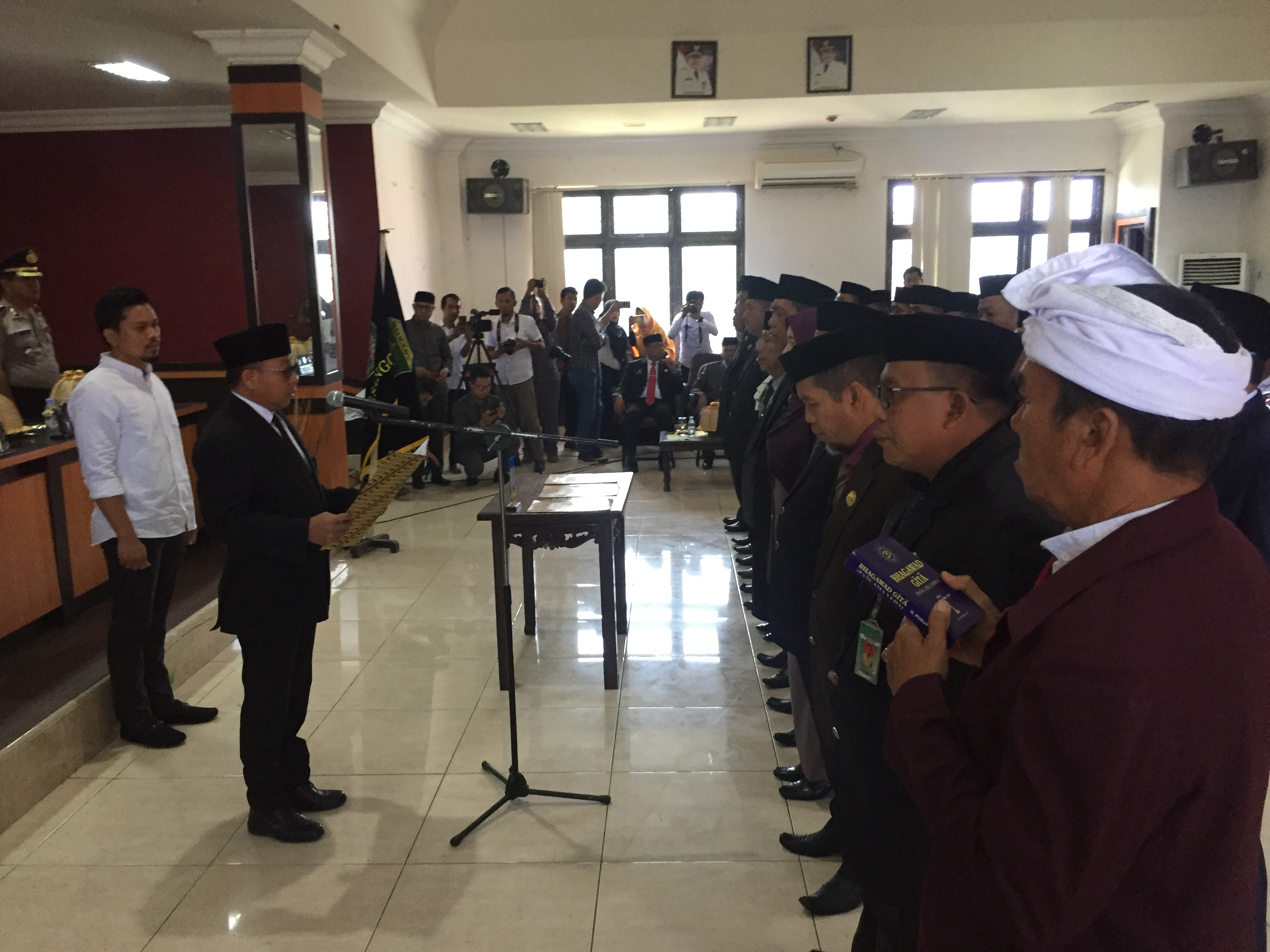 Bupati Pasangkayu Lantik 20 Kepala OPD