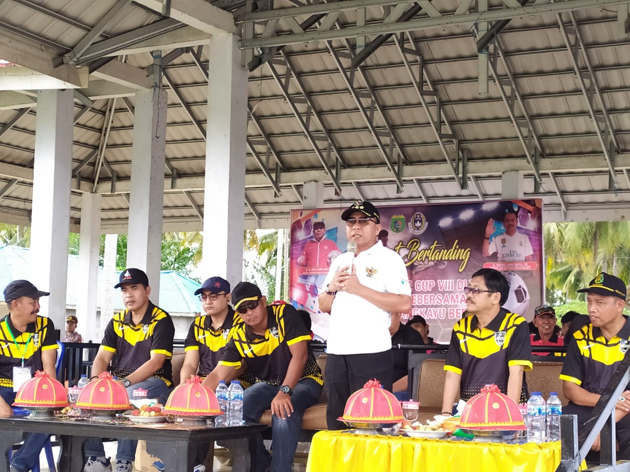 Bupati Pasangkayu Buka Komite Cup VIII