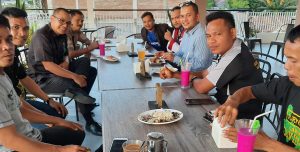 Perkuat Kemitraan, Kejari Pasangkayu dan Wartawan Ngopi Bareng
