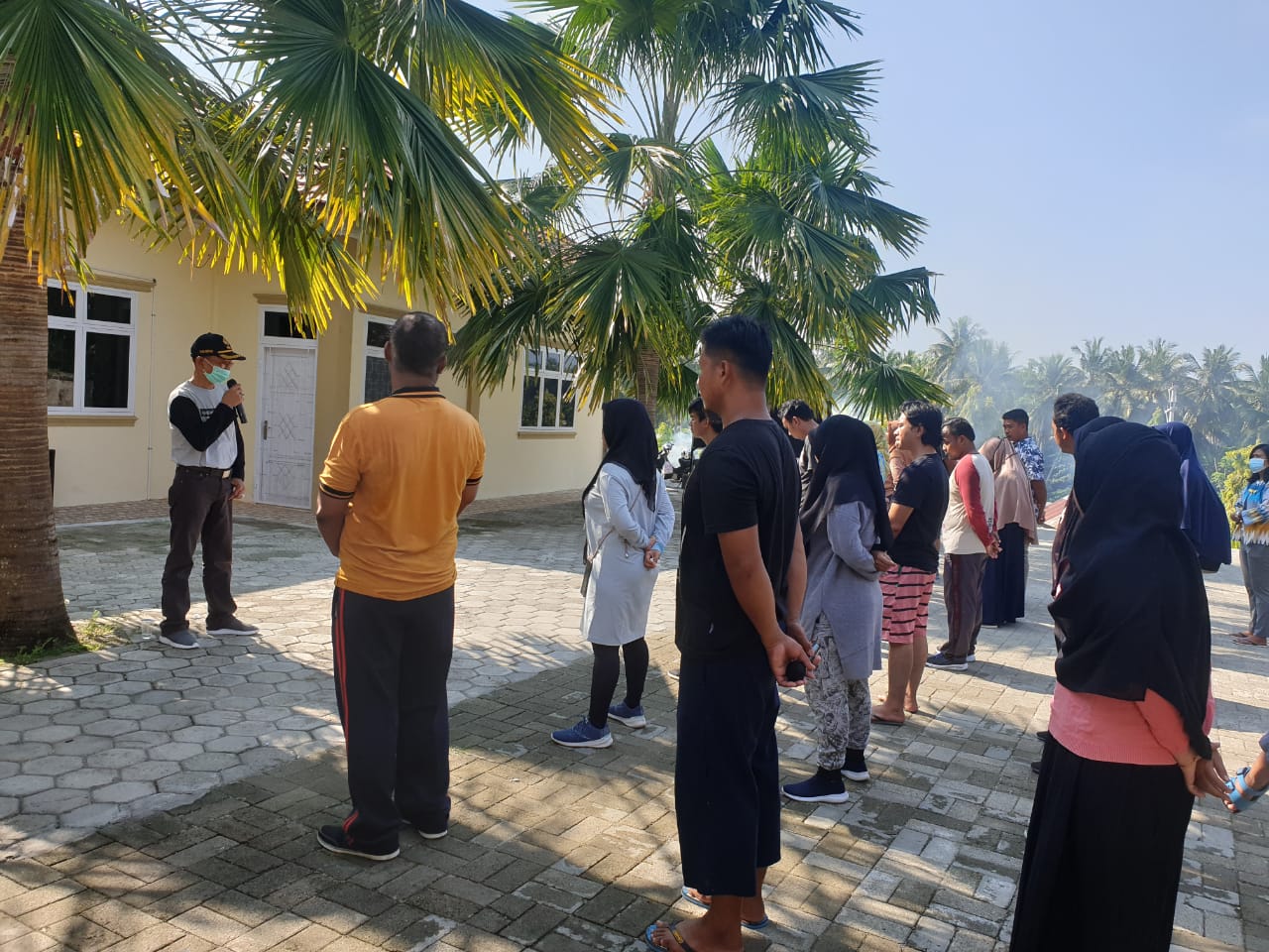 Jaga Imun Tubuh, Jajaran BPN Pasangkayu Senam Sehat dan Kerja Bakti