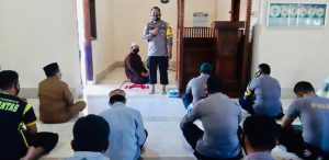 Shalat Berjemaah,Cara Bupati-Polres Pasangkayu Pererat Silaturahim