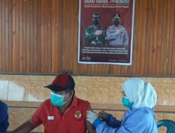 Masyarakat Berbondong-Bondong Ikuti Vaksinasi di Polres Pasangkayu