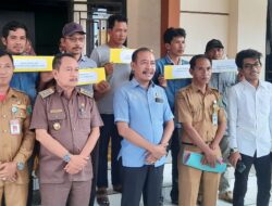 Wakil Ketua DPRD Pasangkayu Dampingi Bupati Serahkan Bantuan Mesin Pertanian ke Poktan