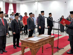 Komisaris dan Direksi Perseroda Sulbar Resmi Dilantik, Akmal: Gali Potensi Daerah