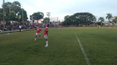 Tim Sepak Bola Polman Kalah 1-2 Lawan Tuan Rumah, Mamuju Melaju ke Final