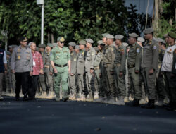 Ridwan Kamil Minta Linmas Jaga Rumah Warga yang Ditinggal Mudik