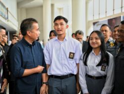 Bey Machmudin Apresiasi Film Hantu di Sekolah