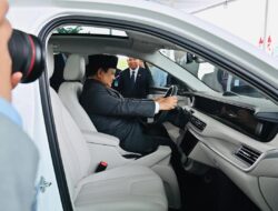 Pemerintah Turki Serahkan Mobil Listrik Togg T10X untuk Indonesia