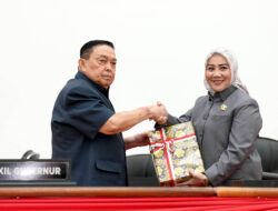 Wagub Salim S Mengga Serahkan LKPJ 2024 ke DPRD Sulbar