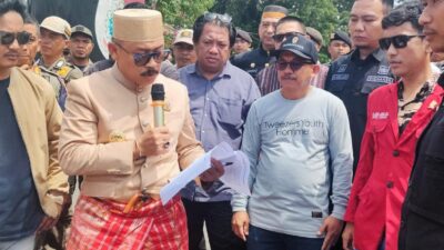 Temui Unjuk Rasa, SDK: Pemerintah Terbuka untuk Dialog dan Menindaklanjuti Isu yang Disampaikan