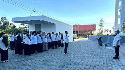Kabag Persidangan DPRD Sulbar Ajak Pegawai Lebih Bersyukur di Apel Pagi