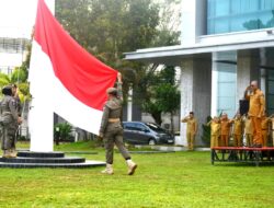 Plh Sekprov Sulbar Bertindak Sebagai Inspektur Upacara, Sampaikan Tiga Pesan kepada ASN