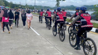 Patroli Sepeda Humanis, Polresta Mamuju Jaga Keamanan dan Keakraban di Car Free Day
