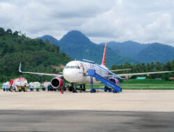 Batik Air Resmi Kembali Layani Rute Mamuju-Makassar, Gubernur SDK Optimistis Okupansi Capai 250 Penumpang