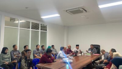 Sekretariat DPRD Sulbar Gelar Rapat Perkenalan Sekwan, Fokus pada Peningkatan Nilai SPBE