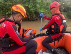 Pencarian Dua Pekerja Jembatan Tarailu yang Terjatuh ke Sungai Masih Berlanjut, Tim SAR Gunakan Aqua Eye