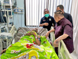 Wagub Sulbar Kunjungi Korban Salah Tangkap di RSUD Polman, Ingatkan Pentingnya Penyelesaian Hukum yang Manusiawi