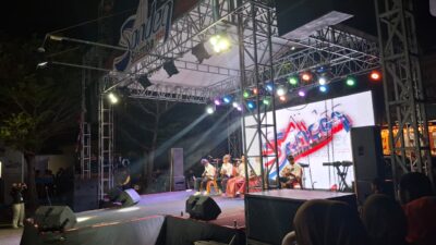 Lagu Sayang-Sayang Iringi Pembukaan Sandeq Silumba 2025 di Pantai Bahari Polman