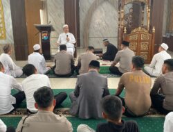 Irjen Pol Adi Deriyan Jayamarta Terima Wejangan dari Mantan Kapolda Sulbar