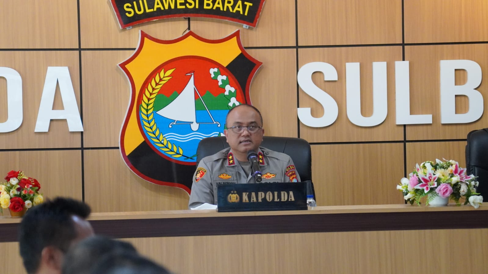 Kapolda Sulbar Perintahkan Jajaran Tingkatkan Strategi Pengamanan Unjuk Rasa untuk Cegah Anarkisme
