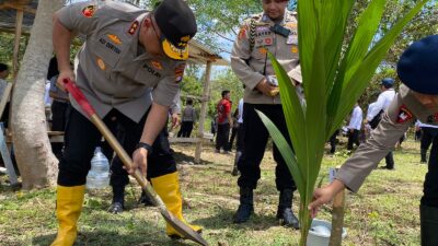 Kapolda Sulbar Hadiri Penanaman Pohon Kelapa, Dukung Ketahanan Pangan Berkelanjutan