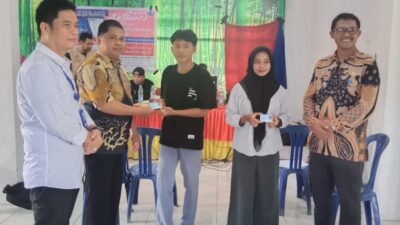 Disdukcapil Sulbar dan Pasangkayu Kolaborasi Gelar Jebol Perekaman KTP-el dan Aktivasi IKD di Sarudu
