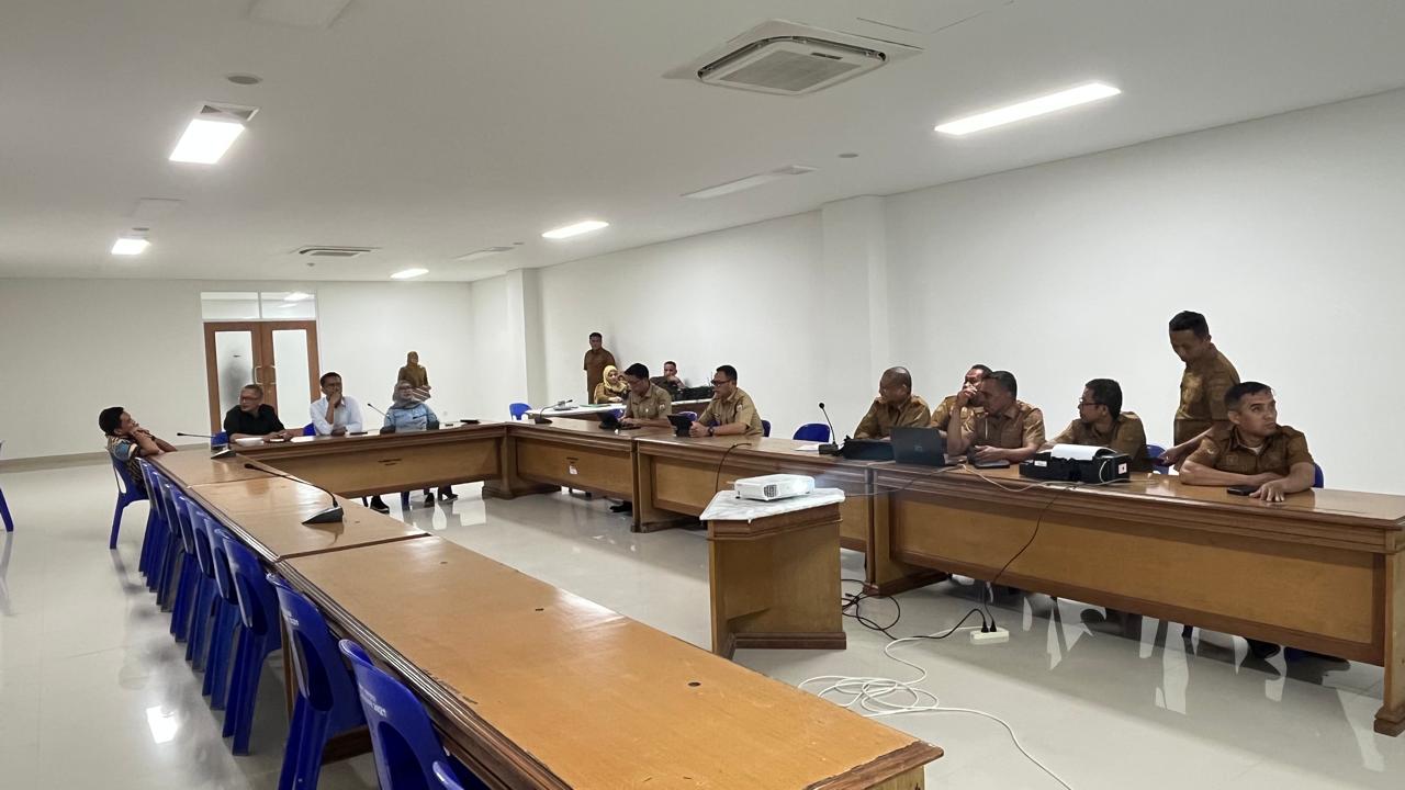 Bapperida Sulbar Hadiri Rapat Kerja Banggar DPRD dan TAPD Bahas Hasil Evaluasi Kemendagri atas APBD