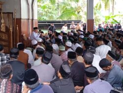 Wagub Sulbar Hadiri Pemakaman KH Hasan Usi, Beri Penghormatan Terakhir untuk Ulama Kharismatik