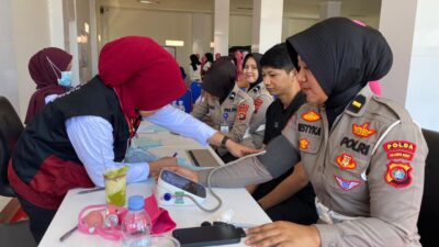 Ditlantas Polda Sulbar Gelar Bakti Kesehatan dan Baksos, Meriahkan Hut Lantas ke-70!