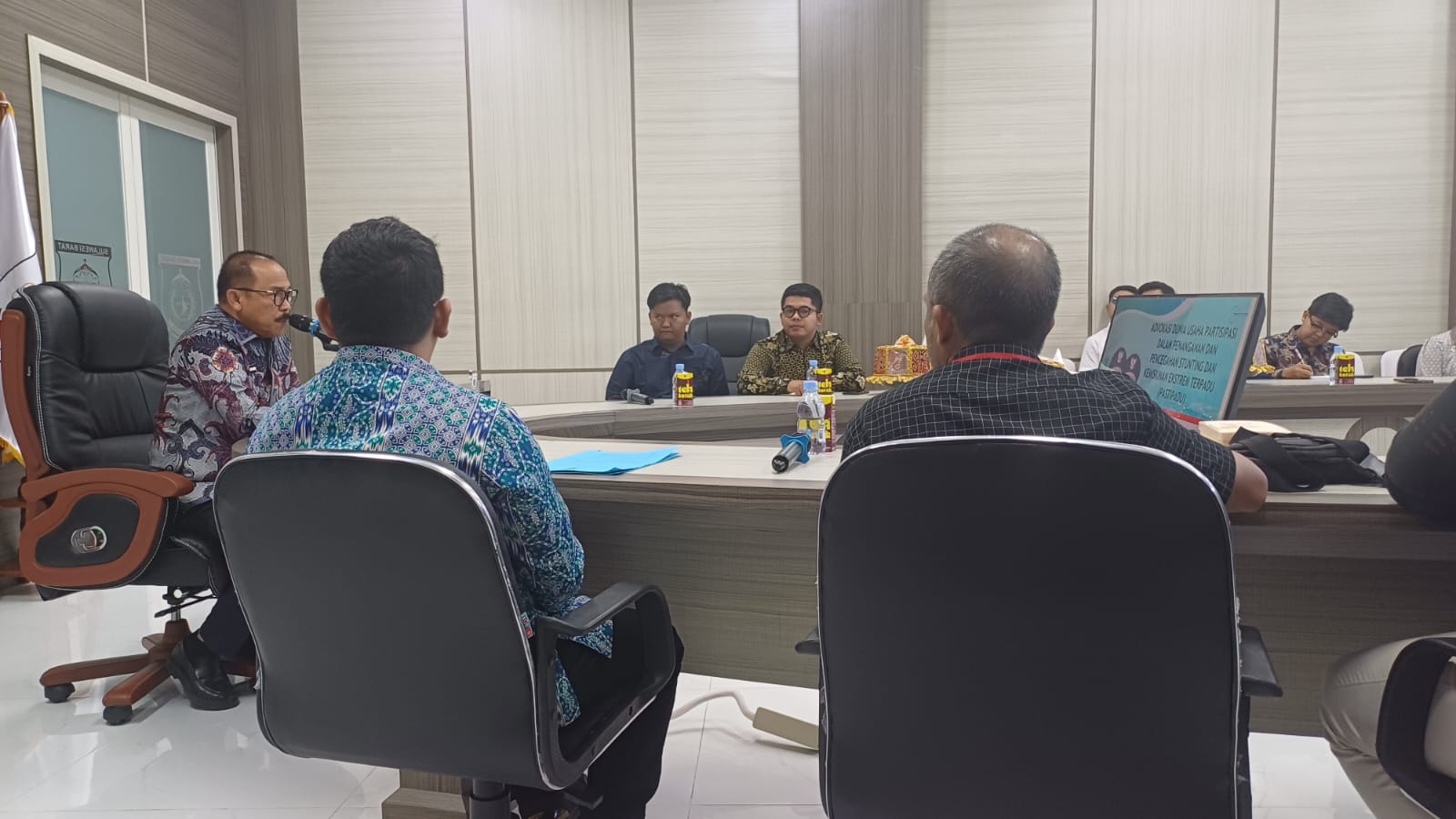 Gubernur Sulbar Pimpin Pertemuan, Dorong Perusahaan Sawit Kontribusi melalui CSR untuk Atasi Stunting
