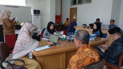 Hari Keenam, Biro Pemkesra Sulbar Terima Mahasiswa Penerima Beasiswa untuk Pemberkasan