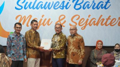 Jejak Perjuangan Sulbar Diserahkan, SDK Janji Lanjutkan dan Sempurnakan Pembangunan