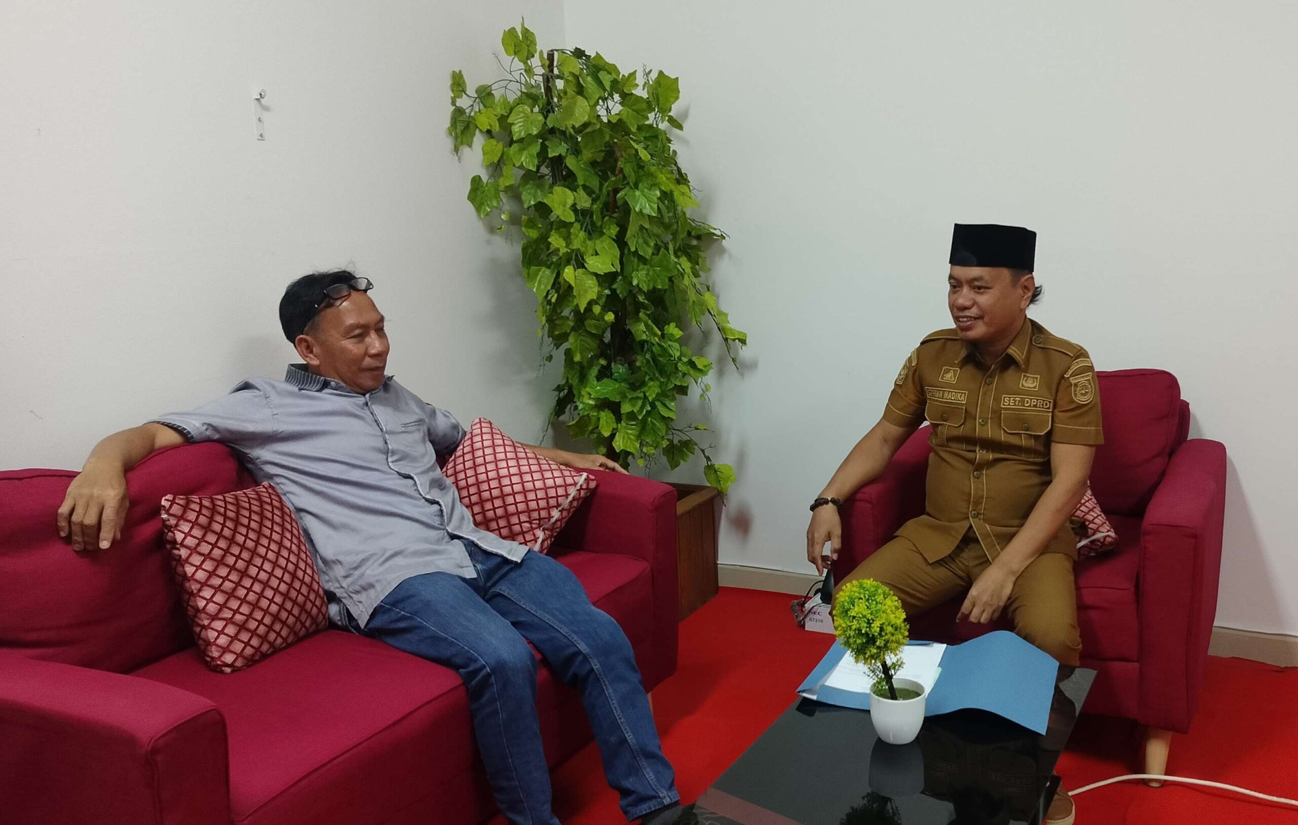 kunjungan kerja