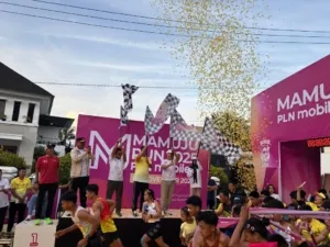 Kapolda Sulbar dan Gubernur Resmi Lepas Peserta Mamuju Run 2025: Ribuan Pelari Padati Mamuju
