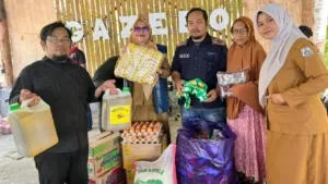 Dinsos Sulbar Salurkan Bantuan Permakanan dan Usaha Ekonomi Produktif untuk Lansia di Kabupaten Majene