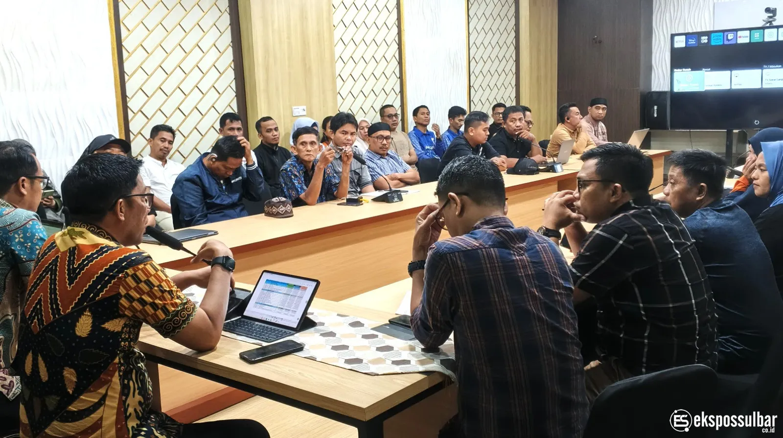 Hadiri Pemantapan Penyusunan Rancangan APBD 2026, Dinsos Sulbar Sampaikan Berbagai Usulan Strategis