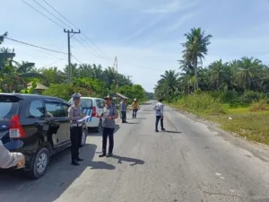 Subdit Kamsel Polda Sulbar Survey Sarana-Prasarana Jalan di Pasangkayu, Identifikasi Titik Rawan Lalu Lintas